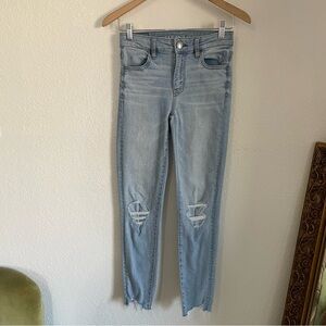 American Eagle Outfitters Hi - Rise Jegging Crop Skinny Jeans Distressed Frayed